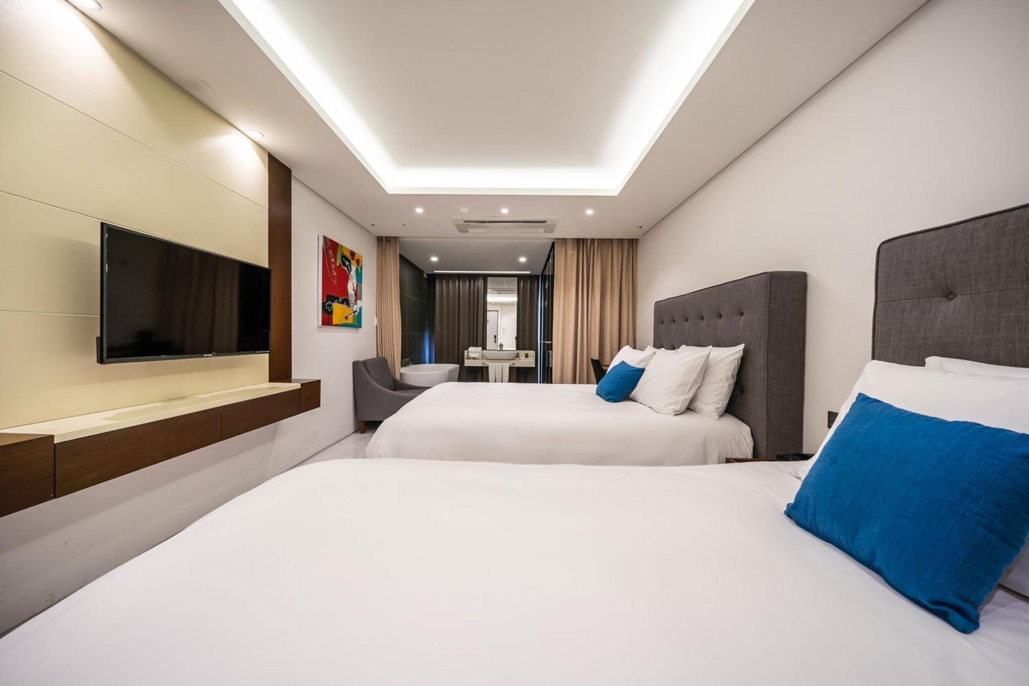 Sweet May Seogwipo Hotel Extérieur photo